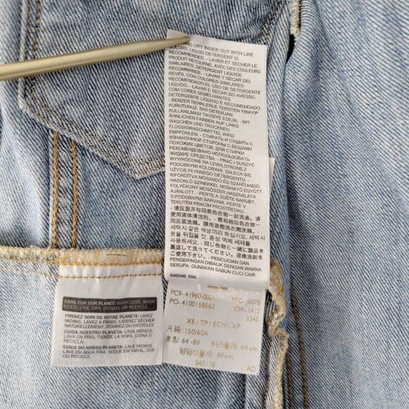 2010s Levi’s Light Wash Trucker Denim Jacket Size XSmall Classic Fit - Picture 10 of 11